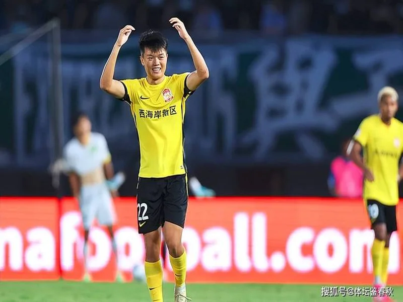 北青:海港引进杨希支付143万欧,比U23亚洲杯前身价提高2倍还多